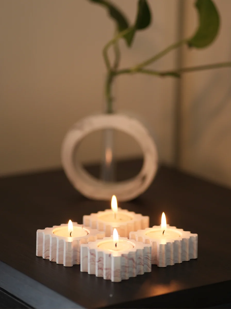 Square Candle 002 Square Candle 002 - Image 1